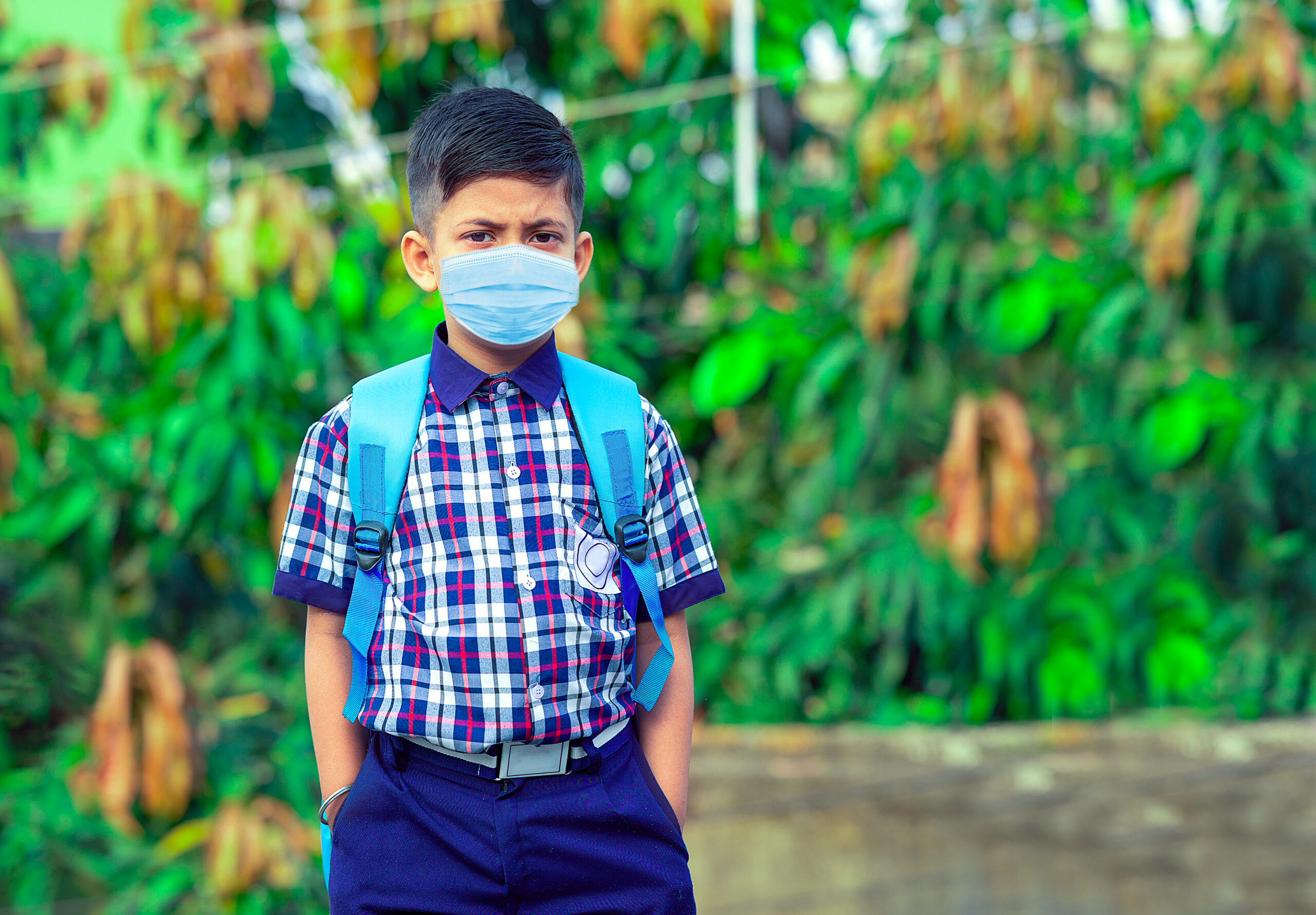 Little,Student,Boy,Wearing,School,Uniform,And,Face,Mask,Going